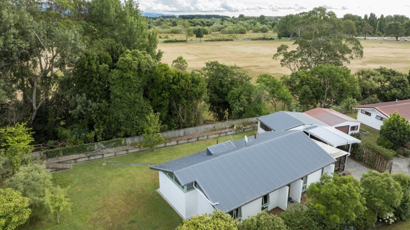 44 Buick Crescent, Awapuni, Palmerston North - Carousel 31