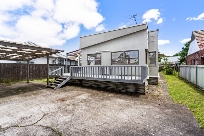 75 Nikau Road, Otahuhu, Auckland - Carousel 1