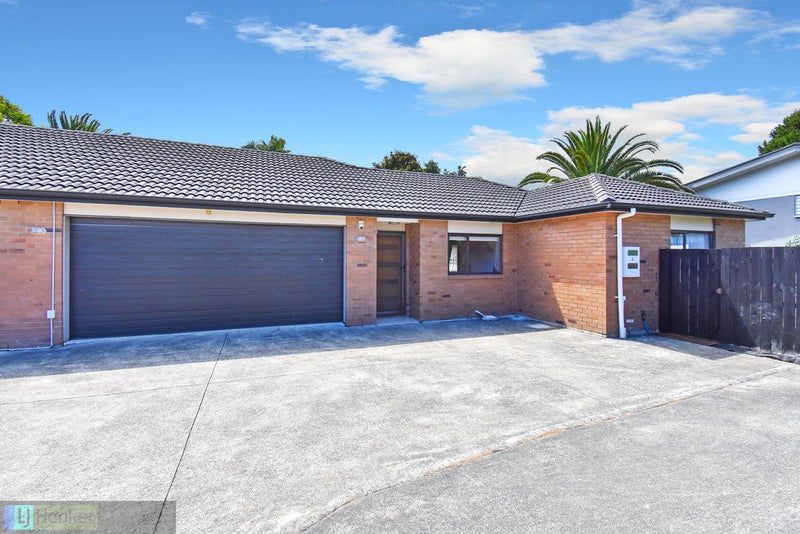 10C Evans Road, Weymouth, Auckland - Carousel 1