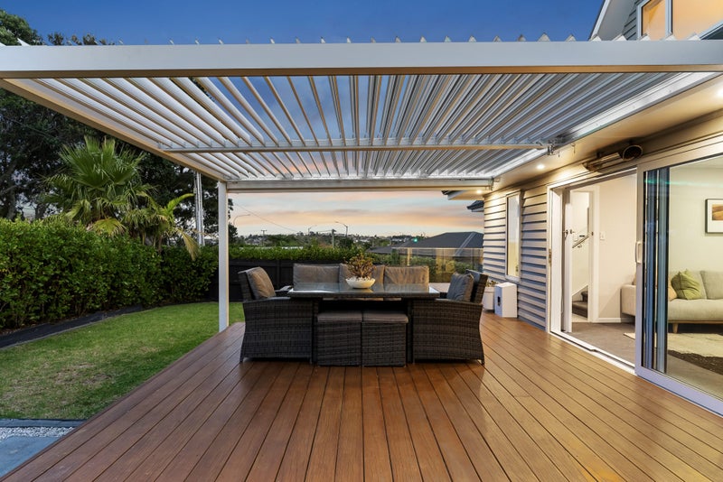904 East Coast Road, Northcross, Auckland - Carousel 2