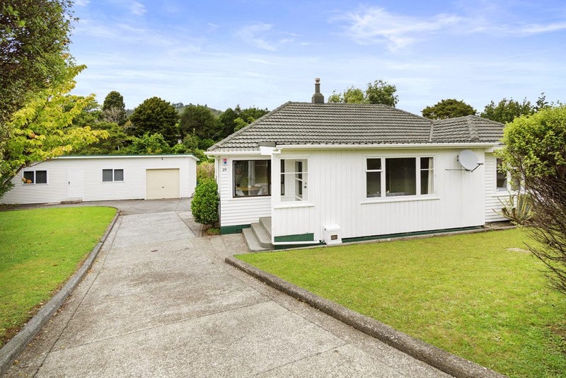29 Stanley Street, Wainuiomata, Lower Hutt - Carousel 2