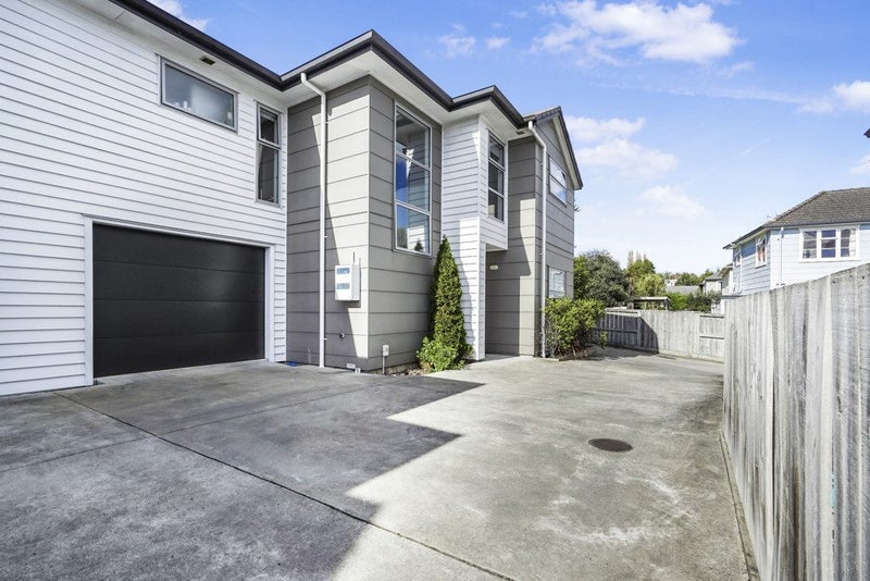 4/50 Banbury Crescent, Fairfield, Hamilton - Carousel 2