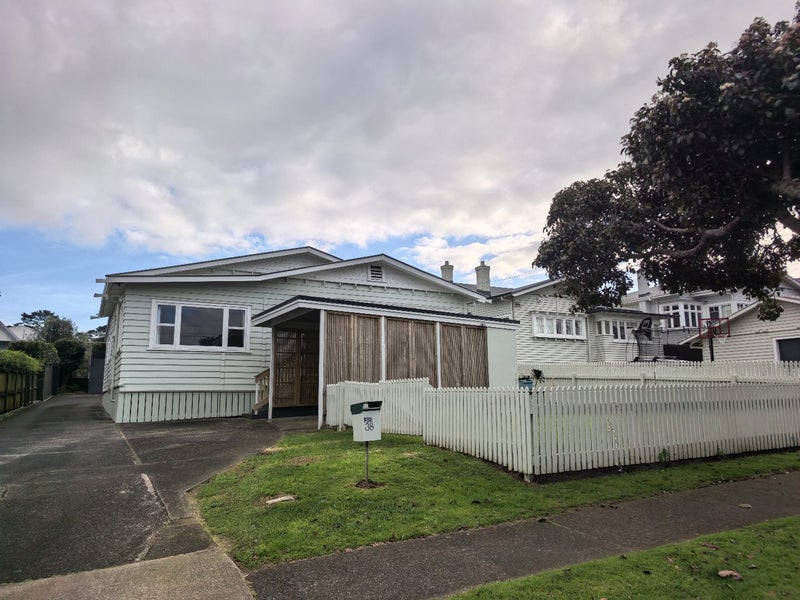 38 Amaru Road, One Tree Hill, Auckland - Carousel 1