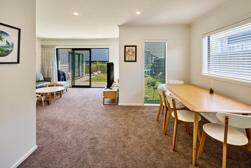 9 Martha Turnell Crescent, Manor Park, Lower Hutt - Carousel 2