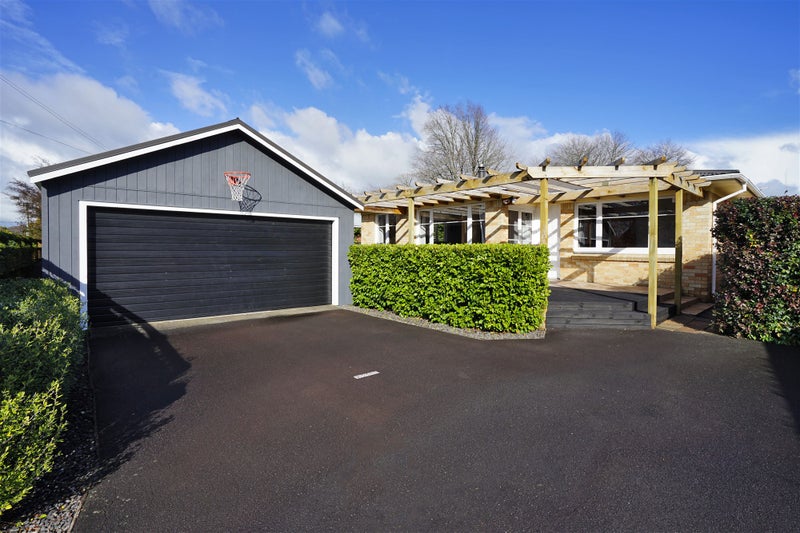 4 Berkley Avenue, Hillcrest, Hamilton - Carousel 1