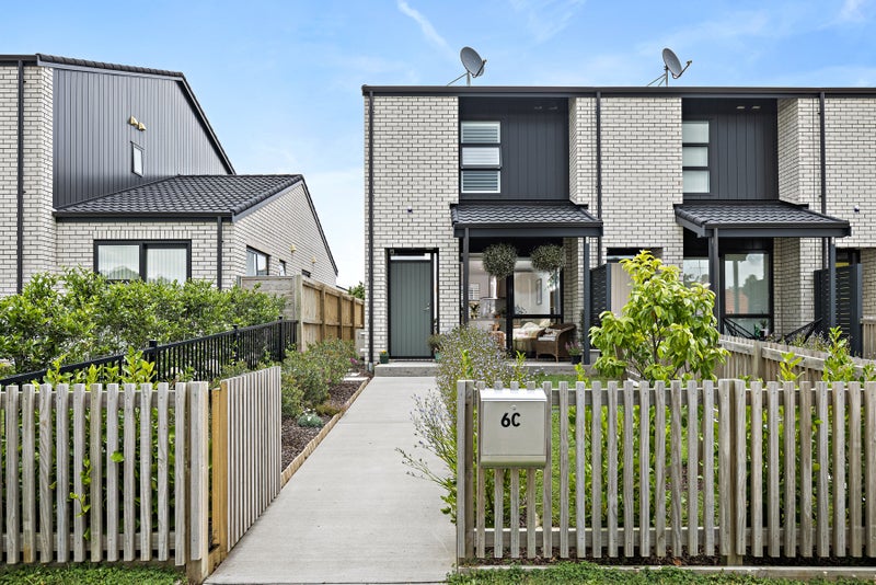 6C Tobruk Road, Panmure, Auckland - Carousel 1