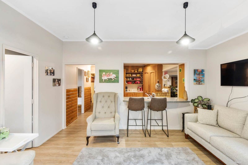 83 Kitchener Road, Waiuku, Waiuku - Carousel 1