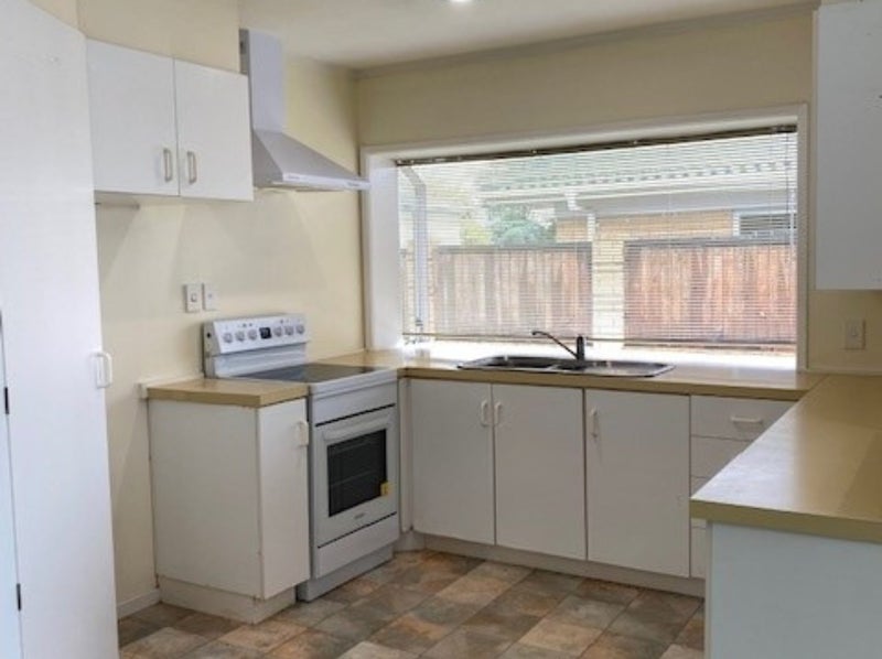 2/261 Shirley Road, Papatoetoe, Auckland - Carousel 2
