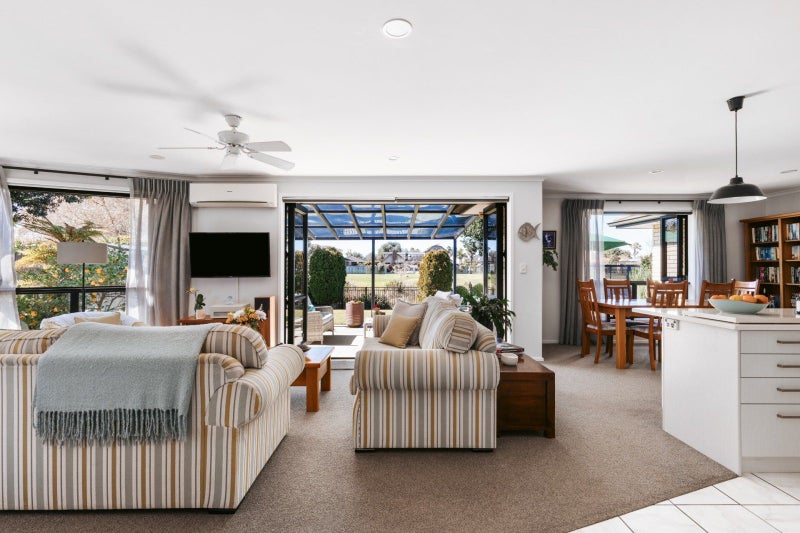 47 Kokomo Key, Papamoa Beach, Papamoa - Carousel 2