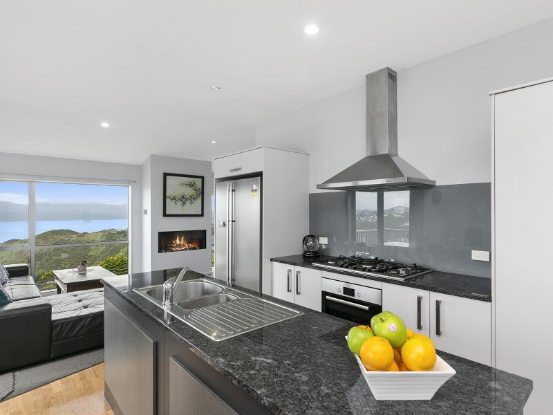 11C Hindipur Terrace, Broadmeadows, Wellington - Carousel 2