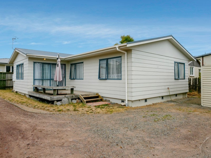 2/10 Elizabeth Street, Tauhara, Taupō - Carousel 18