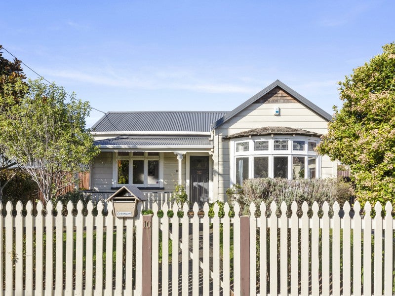 10 Richmond Street, Petone, Lower Hutt - Carousel 1