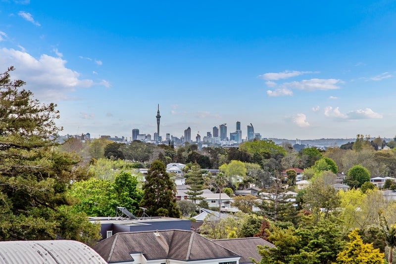 47 Rutherford Terrace, Meadowbank, Auckland - Carousel 2