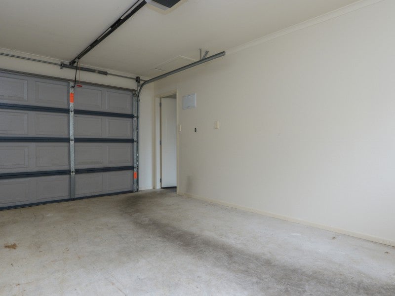 2/165 Nixon Street, Hamilton East, Hamilton - Carousel 14