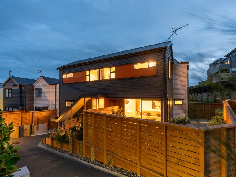 16/22 Booth Street, Miramar, Wellington - Carousel 1