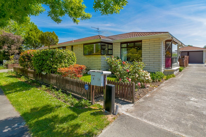 5 Aylmer Street, Somerfield, Christchurch - Carousel 1