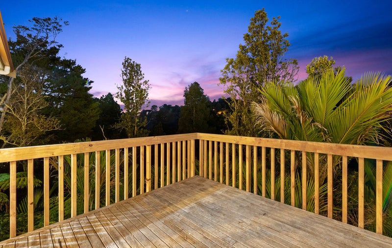 55 Warner Park Avenue, Laingholm, Auckland - Carousel 2