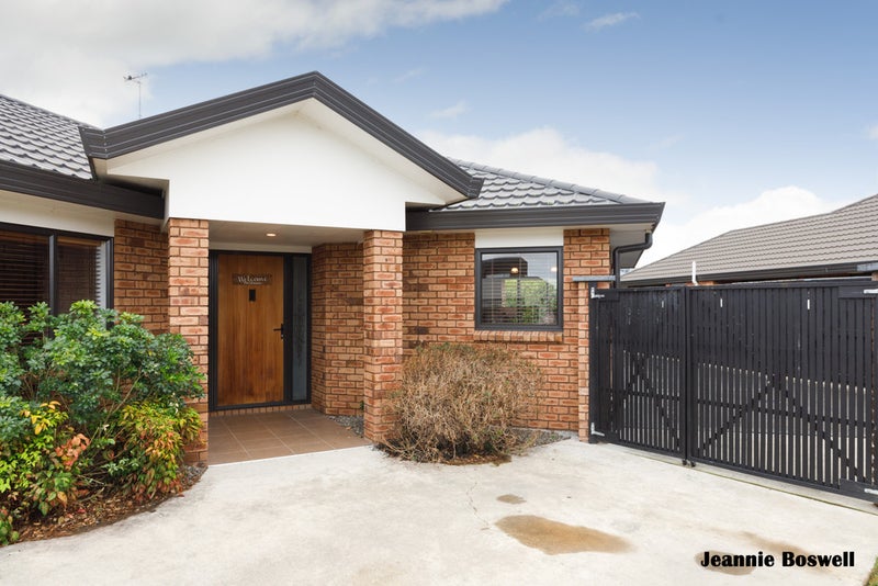 40 Tennyson Avenue, Kelvin Grove, Palmerston North - Carousel 19