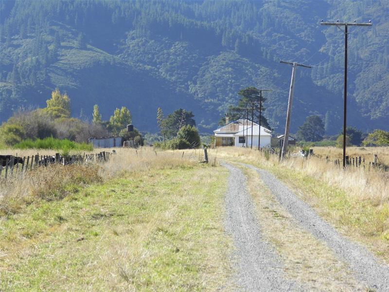 113 Rarangi Road, Rarangi - Carousel 1
