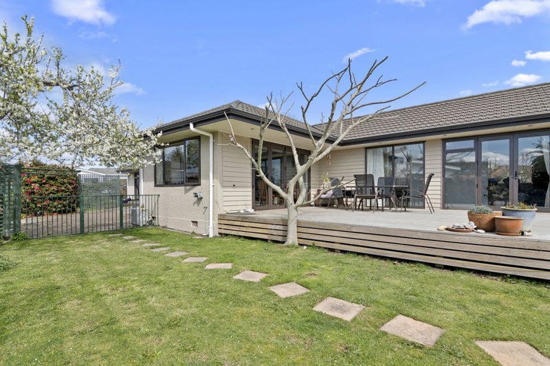 136 Parkers Road, Tahunanui, Nelson - Carousel 2
