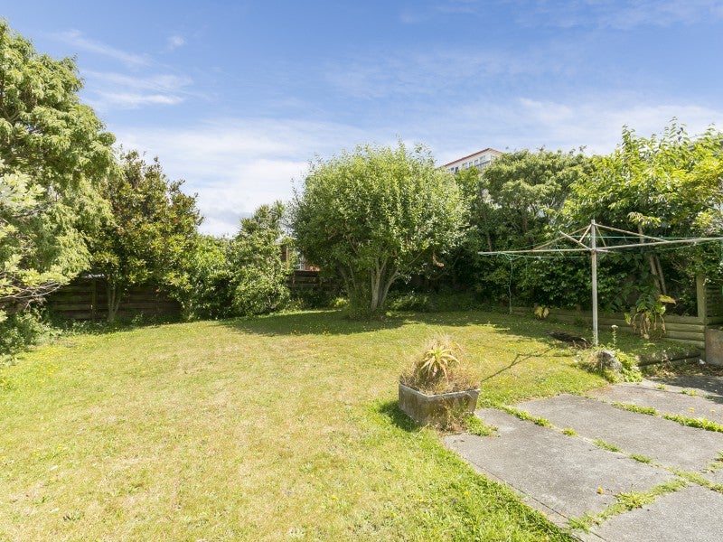 23 Akaroa Drive, Maupuia, Wellington - Carousel 16