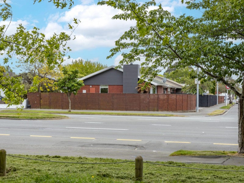328 Memorial Avenue, Burnside, Christchurch - Carousel 20