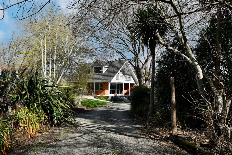 61 Forfar Street, Clyde Hill, Dunedin - Carousel 2