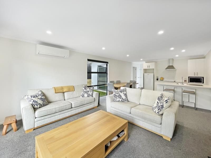 2/67 Crosby Road, Chartwell, Hamilton - Carousel 1