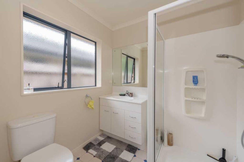 72 Nielsen Gardens, Rototuna, Hamilton - Carousel 10