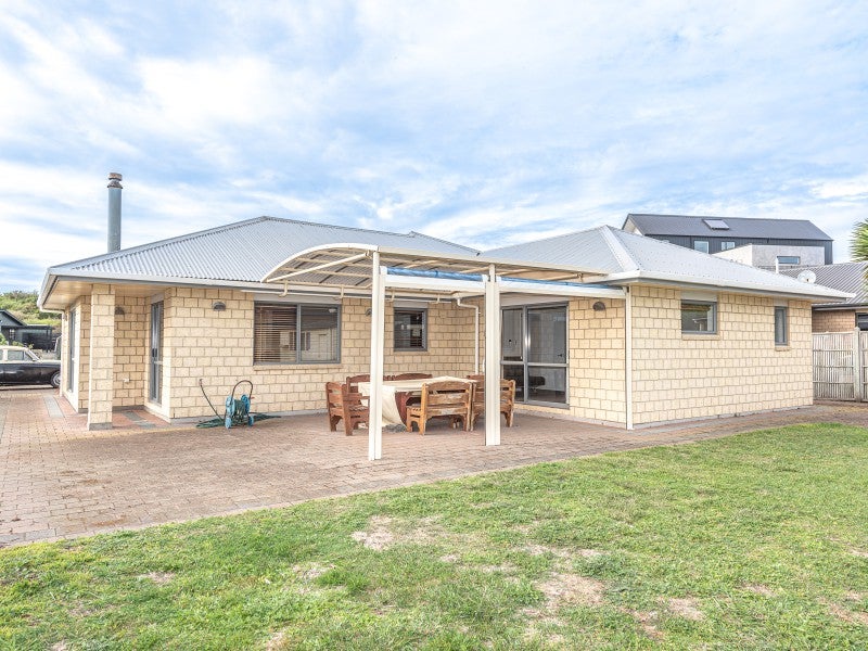 20 Golf Vue Place, Castlecliff, Whanganui - Carousel 2