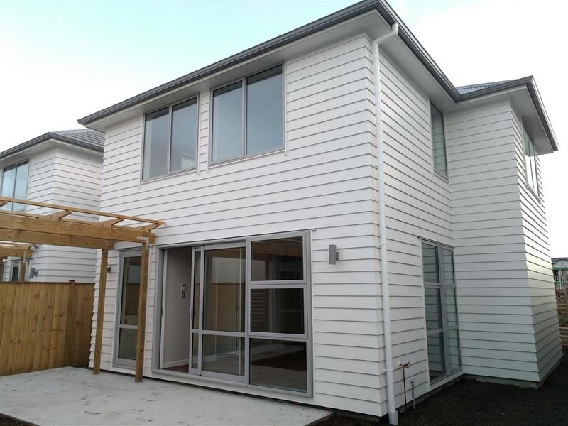 5 Hollowout Street, Takanini, Auckland - Carousel 2