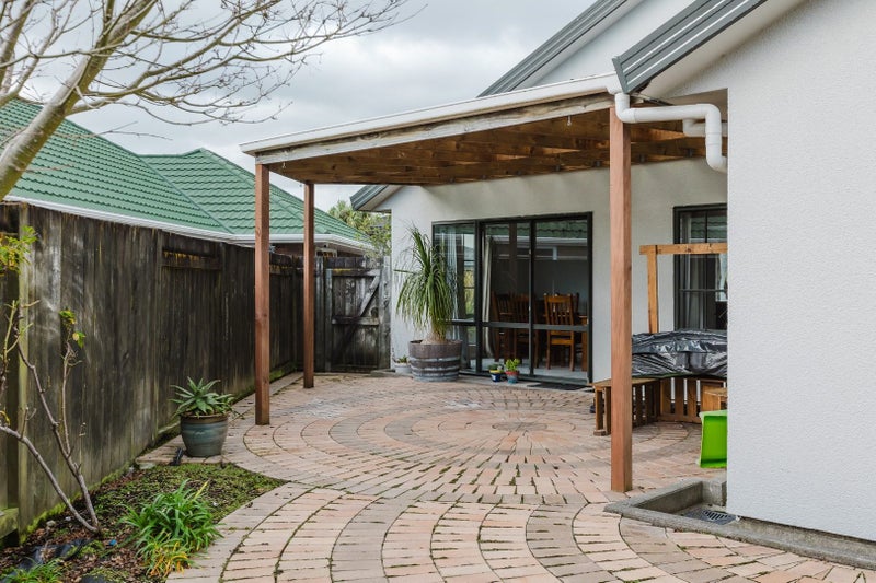 28 Royal Oak Drive, Kelvin Grove, Palmerston North - Carousel 16