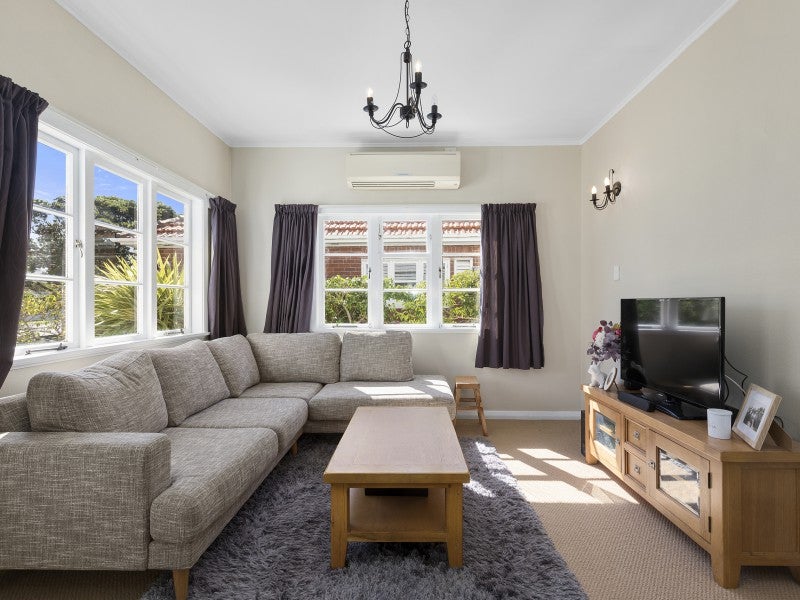 16 Bell Road, Waiwhetu, Lower Hutt - Carousel 2