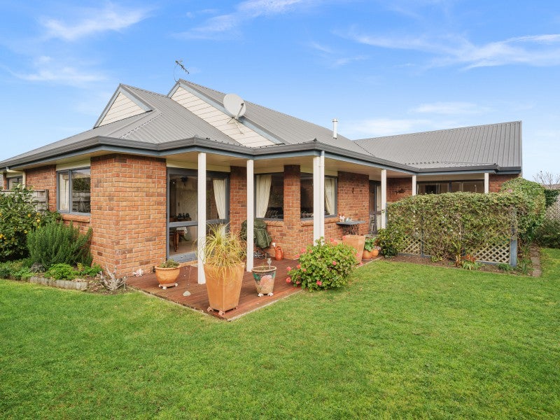35 Regent Drive, Paraparaumu Beach, Paraparaumu - Carousel 1