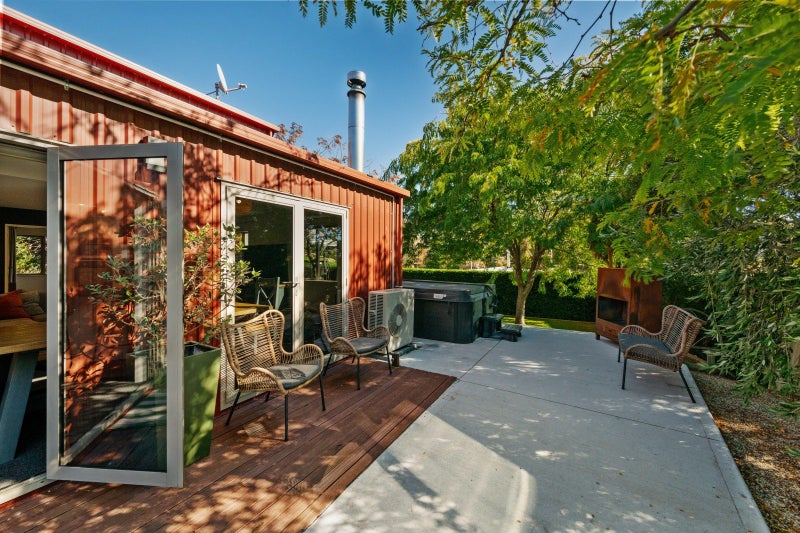 16 Athenry Road, Bridge Hill, Alexandra - Carousel 2