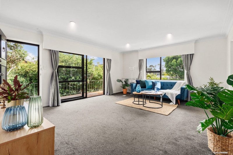 1/4 Wanganella Place, Lynfield, Auckland - Carousel 2