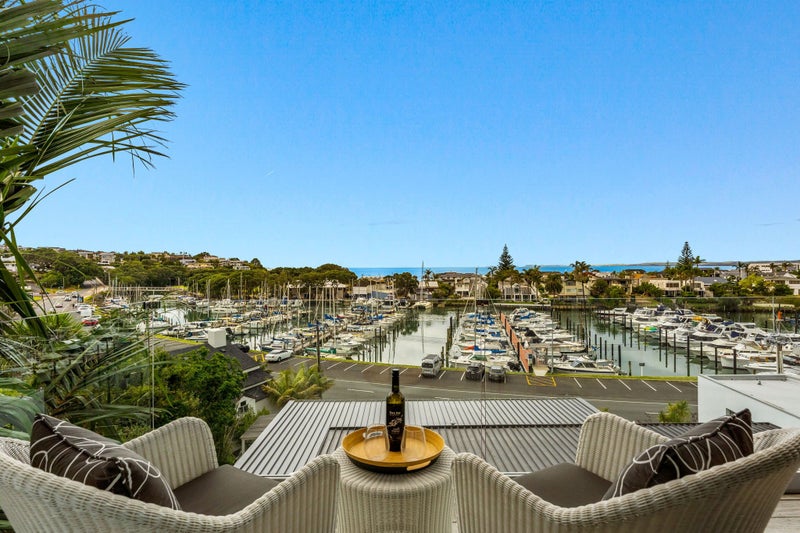 1/29 Prospect Terrace, Milford, Auckland - Carousel 1