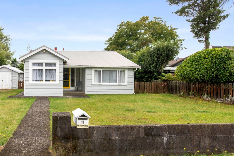 11 Devon Street, Glenholme, Rotorua - Carousel 1