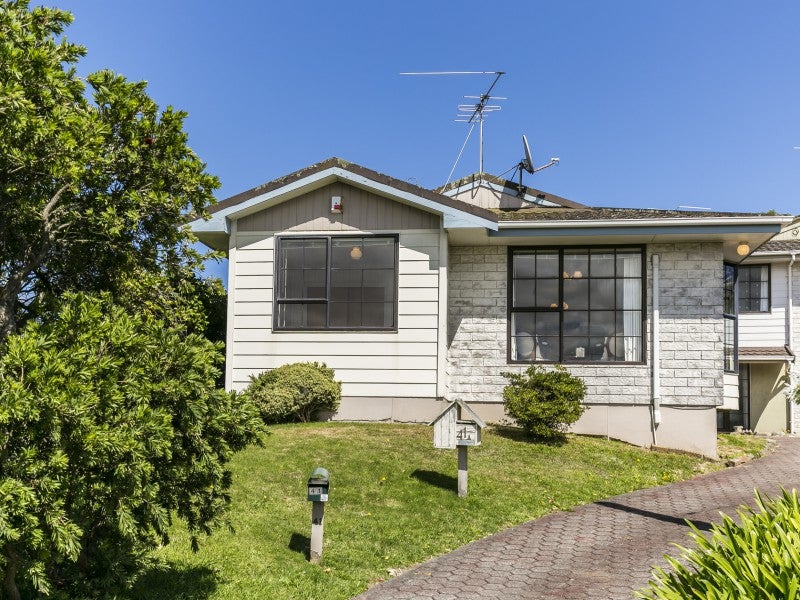 41 Bracken Road, Paparangi, Wellington - Carousel 1