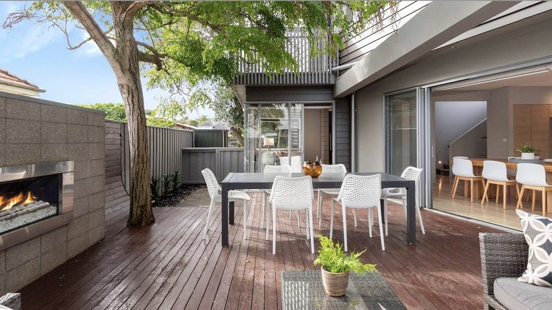 17 Hattaway Avenue, Bucklands Beach, Auckland - Carousel 1