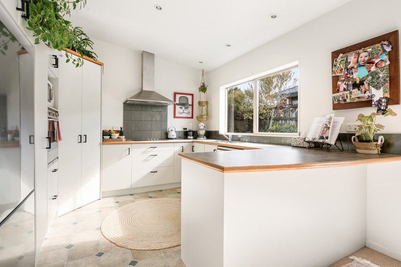 47 Oteki Park Drive, Welcome Bay, Tauranga - Carousel 1