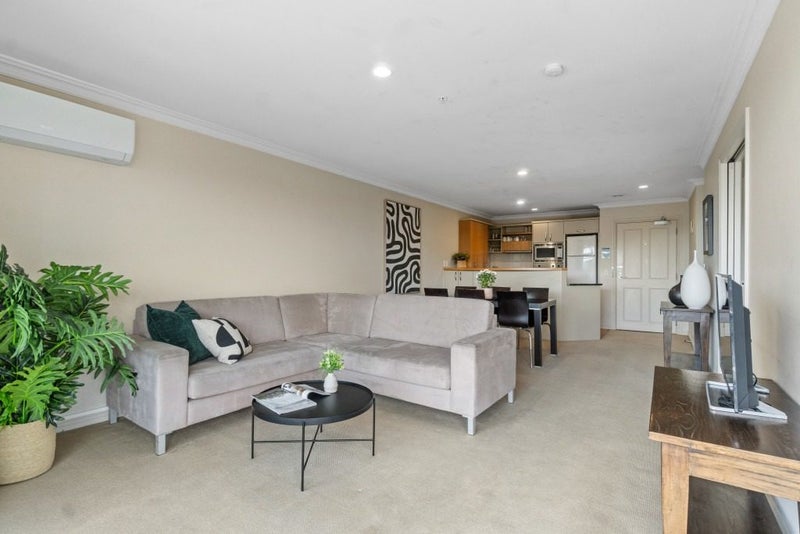3N/118 Gladstone Road, Parnell, Auckland - Carousel 2
