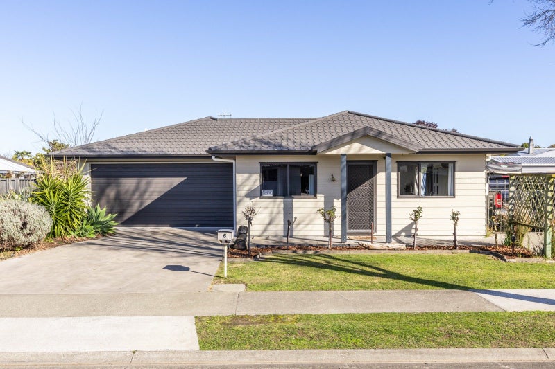 6 Chatham Mews, Flaxmere, Hastings - Carousel 1