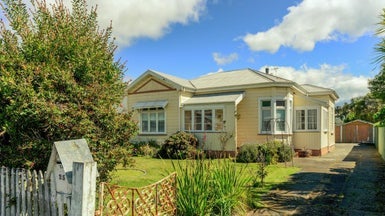 25 Mcgrath Street, Napier South, Napier - Carousel 1