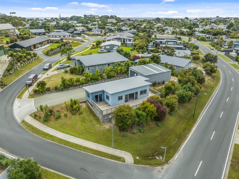 2 Sandpiper Lane, Mangawhai Heads, Mangawhai - Carousel 2