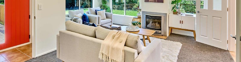 19 Cabbage Tree Grove, Woodridge, Wellington - Carousel 1