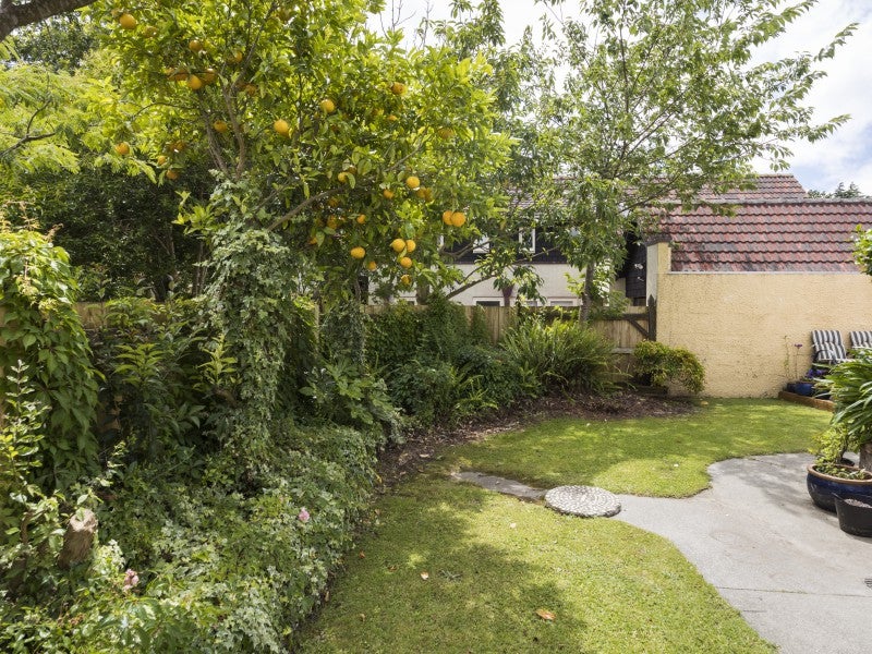 457 College Street, Hokowhitu, Palmerston North - Carousel 2