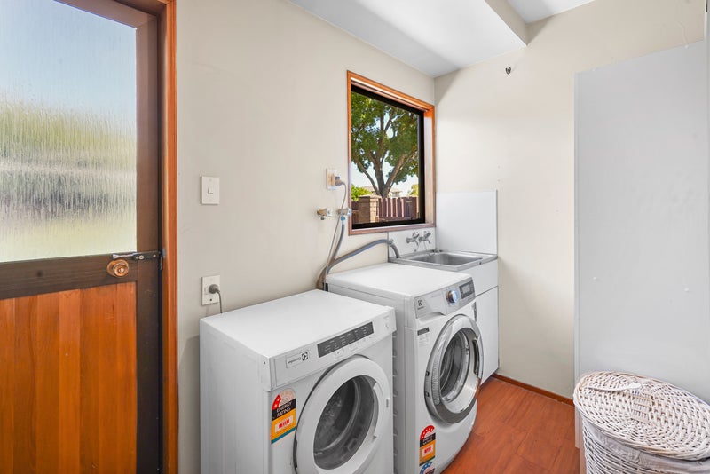 14 Elvira Court, Bishopdale, Christchurch - Carousel 24