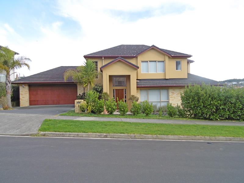 3 Amaretto Avenue, Flat Bush, Auckland - Carousel 1