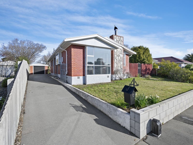 10 Helmsdale Street, Burwood, Christchurch - Carousel 1
